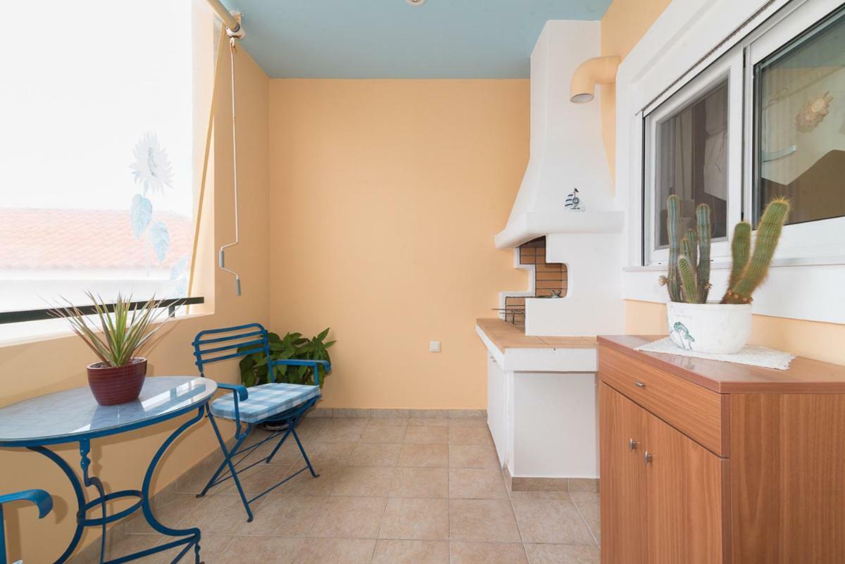 Penthouse 5 Min From Airport And Sea Apartamento Markópoulon Exterior foto